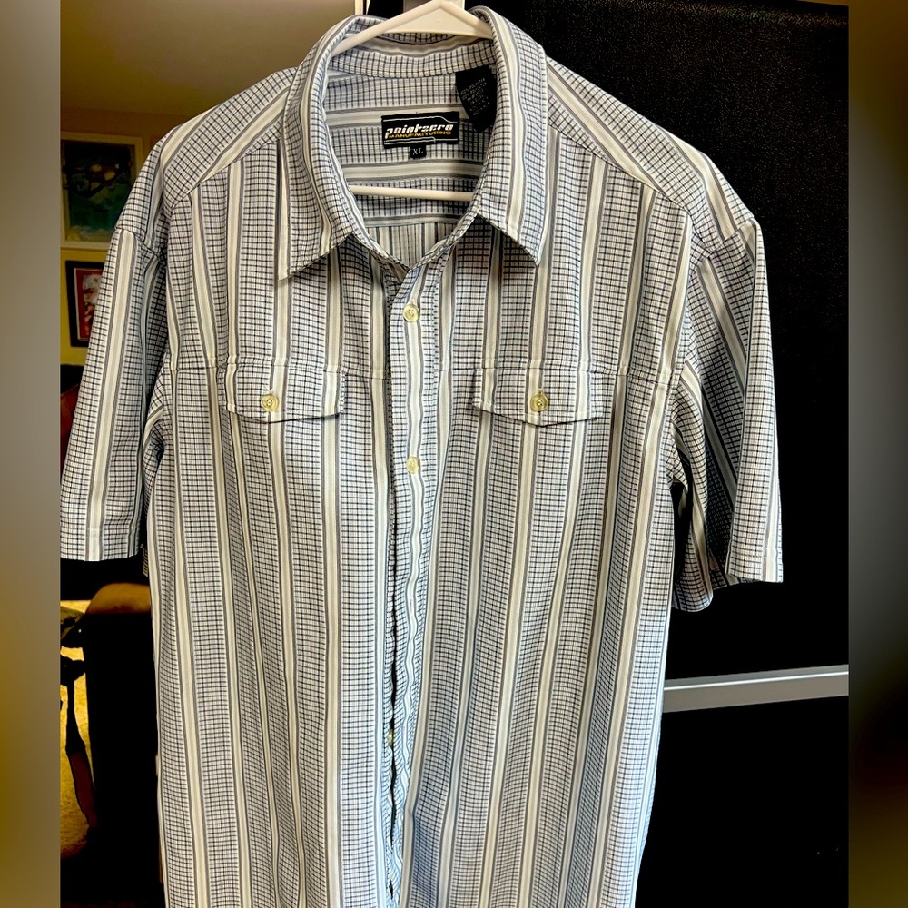 MAKE OFFER
Point Zero
XL button up shirt. 
Vintage style. Blue white